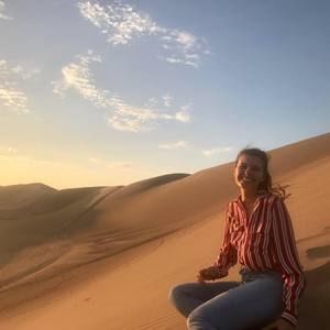 Meet your Posher, Anne-julie